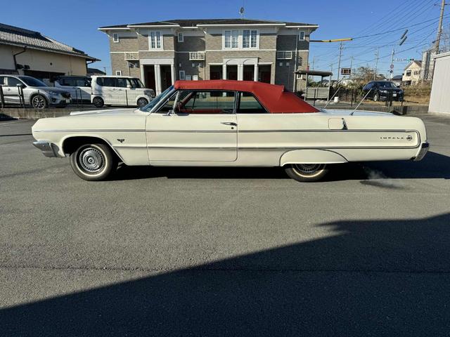 シボレーインパラ Ｃｏｎｖｅｒｔｉｂｌｅ（8枚目）