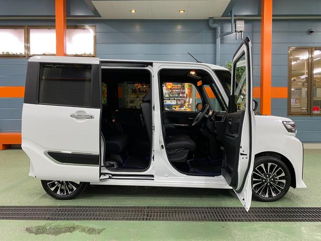タント カスタムＲＳ　ワンオーナー　禁煙車　ターボ　ナビＴＶフルセグ　パノラマカメラ　サイドガーニッシュ　ＥＴＣ　２カメドラレコ　アダプティブクルーズコントロール　シートヒーター　両側パワースライドドア　ＬＥＤオートライト（5枚目）