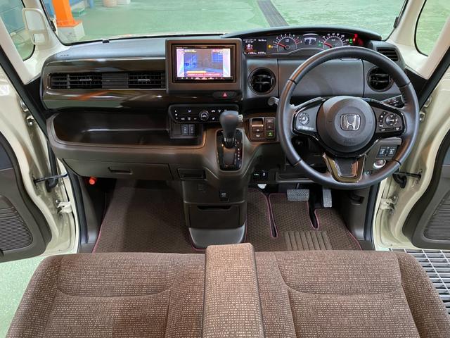 Ｎ－ＢＯＸ Ｌ・ターボ　コーディネートスタイル　ホンダセンシング　ナビＴＶフルセグ　バックカメラ　オートクルーズコントロール　パドルシフト　両側パワースライドドア　シートヒーター左右　ＬＥＤオートライト　メッキホイールリング（13枚目）
