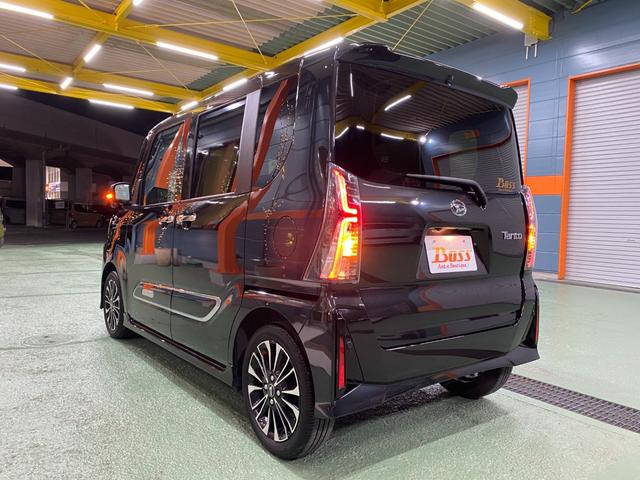 タント カスタムＲＳ　ワンオーナー　禁煙車　ターボ　アルパイン１０インチナビＴＶフルセグ　パノラマカメラ　サイドガーニッシュ　ＥＴＣ　２カメドラレコ　アダプティブクルーズコントロール　シートヒーター　両側パワースライドドア（7枚目）