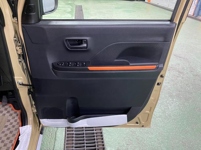 タント ファンクロスターボ　展示試乗車　禁煙車　アダプティブクルーズコントロール　パノラマカメラ　ナビＴＶフルセグ　ＥＴＣ　左右シートヒーター　クリアランスソナー　両側パワースライドドア　ＢＯＳＳデザインフロアーマット（33枚目）