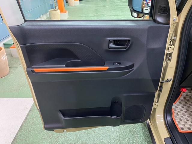 タント ファンクロスターボ　展示試乗車　禁煙車　アダプティブクルーズコントロール　パノラマカメラ　ナビＴＶフルセグ　ＥＴＣ　左右シートヒーター　クリアランスソナー　両側パワースライドドア　ＢＯＳＳデザインフロアーマット（40枚目）