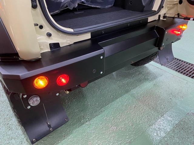ジムニーノマド ＦＣ　登録済未使用車　ＤＡＭＤフェイスチェンジキット　ＤＡＭＤアルミホイール　ヘッドライトガード　フォグランプガード　ＬＥＤポジションランプ　ＢＯＳＳデザインフロアーマット　オートクルーズコントロール（11枚目）