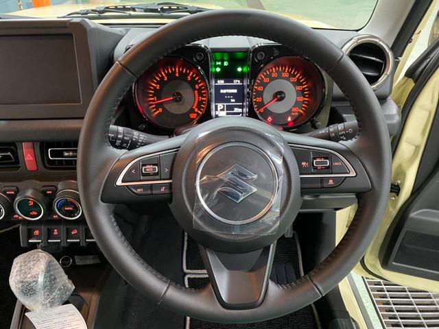 ジムニーノマド ＦＣ　登録済未使用車　ＤＡＭＤフェイスチェンジキット　ＤＡＭＤアルミホイール　ヘッドライトガード　フォグランプガード　ＬＥＤポジションランプ　ＢＯＳＳデザインフロアーマット　オートクルーズコントロール（14枚目）