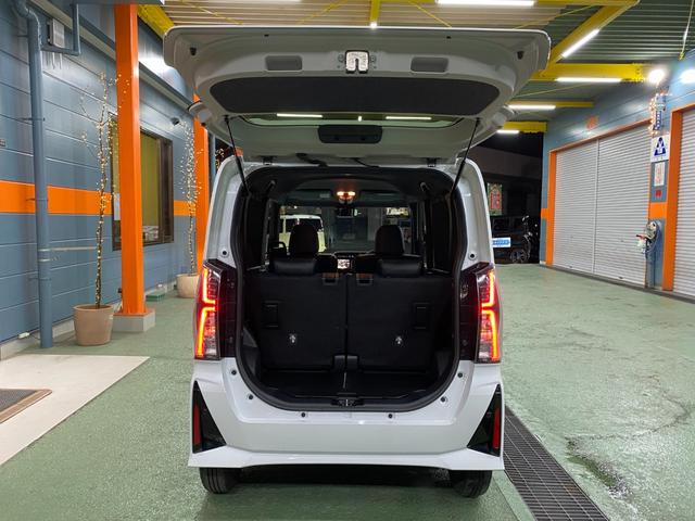 タント カスタムＸ　ワンオーナー　禁煙車　ナビＴＶフルセグ　パノラマカメラ　クリアランスソナー　レーンアシスト　ＬＥＤオートライト　両側パワースライドドア　左右シートヒーター　スマートキー　ＢＯＳＳデザインフロアーマット（9枚目）