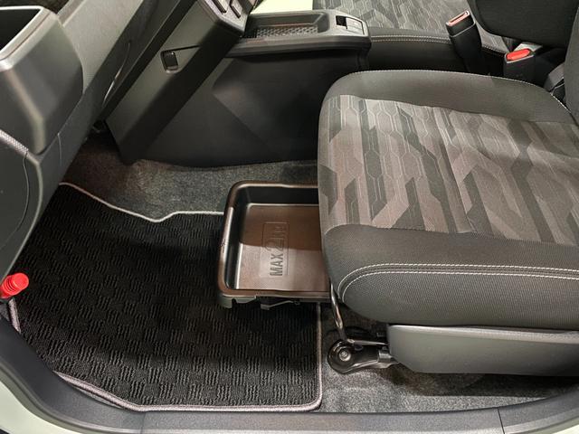 タフト Ｇターボ　ダーククロムベンチャー　ワンオーナー　禁煙車　ＤＡＭＤフェイスチェンジ　ゴツゴツタイヤ　ナビＴＶフルセグ　パノラマカメラ　オートクルーズコントロール　クリアランスソナー　ＬＥＤオートライト　ＢＯＳＳデザインフロアーマット（40枚目）