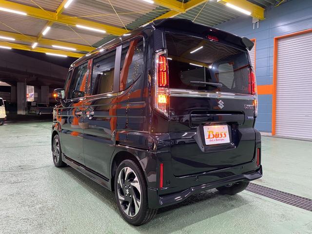 スペーシアカスタム ハイブリッドＸＳターボ　展示試乗車　スズキセーフティサポート　全方位モニター付ナビ装着車　スズキコネクト対応　両側パワースライドドア　ＬＥＤオートライト　オートクルーズコントロール　ＢＯＳＳデザインフロアーマット（6枚目）