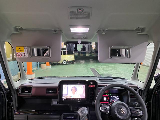 スペーシアカスタム ハイブリッドＸＳターボ　展示試乗車　スズキセーフティサポート　全方位モニター付ナビ装着車　スズキコネクト対応　両側パワースライドドア　ＬＥＤオートライト　オートクルーズコントロール　ＢＯＳＳデザインフロアーマット（11枚目）