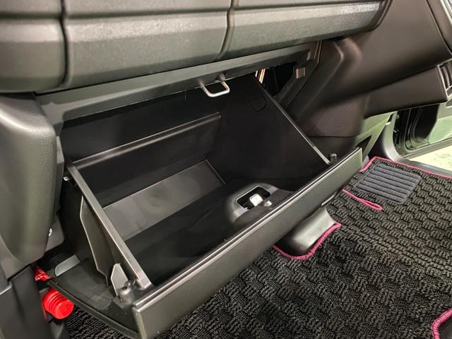 スペーシアカスタム ハイブリッドＸＳターボ　展示試乗車　スズキセーフティサポート　全方位モニター付ナビ装着車　スズキコネクト対応　両側パワースライドドア　ＬＥＤオートライト　オートクルーズコントロール　ＢＯＳＳデザインフロアーマット（29枚目）