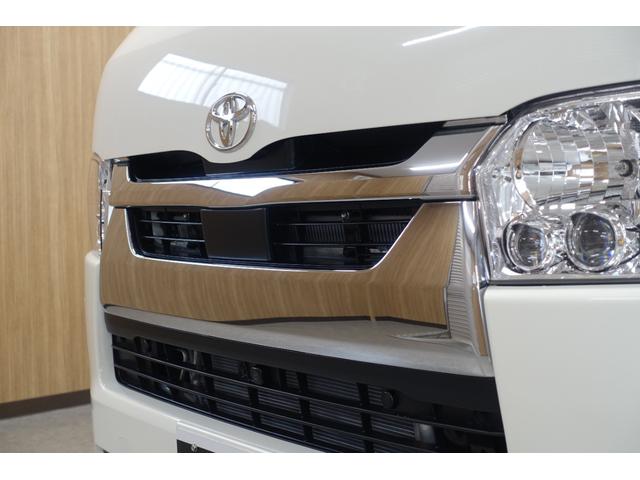ハイエースバン ロングＤＸ　ＧＬパッケージ　登録済未使用車・ＬＥＤヘッドランプ・デジタルインナーミラー・パノラミックビューモニター・リアクーラーヒーター・セーフティーセンス・車線逸脱警報・１００Ｖ電源・イージークローザースライド（13枚目）