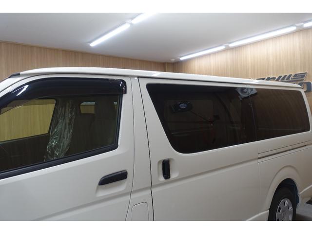 ハイエースバン ロングＤＸ　ＧＬパッケージ　登録済未使用車・ＬＥＤヘッドランプ・デジタルインナーミラー・パノラミックビューモニター・リアクーラーヒーター・セーフティーセンス・車線逸脱警報・１００Ｖ電源・イージークローザースライド（36枚目）