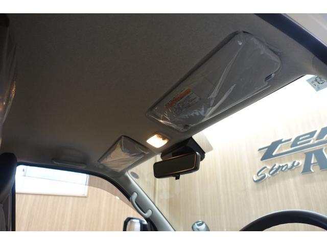 ハイエースバン ロングＤＸ　ＧＬパッケージ　登録済未使用車・ＬＥＤヘッドランプ・デジタルインナーミラー・パノラミックビューモニター・リアクーラーヒーター・セーフティーセンス・車線逸脱警報・１００Ｖ電源・イージークローザースライド（67枚目）