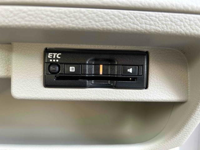 アルトラパンLC X 禁煙 ドライブレコーダー ETC バックカメラ クリアランスソナー レーンアシスト 衝突被害軽減システム オートライト LEDヘッドランプ スマートキー アイドリングストップ シートヒーター(6枚目)