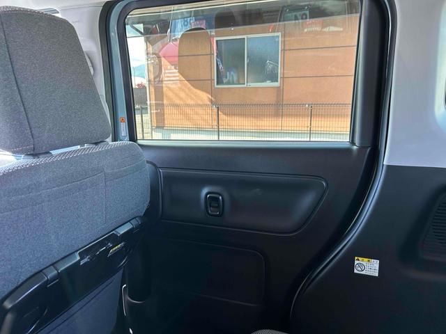 ワゴンRスマイル ハイブリッドX 4WD 車検R8年11月 錆腐食なし 禁煙車 走19千km台 TV ドラレコ 全周囲カメラ 両側電動スライドドア ナビ クリアランスソナー 衝突被害軽減 LEDヘッド Bluetooth ETC(47枚目)