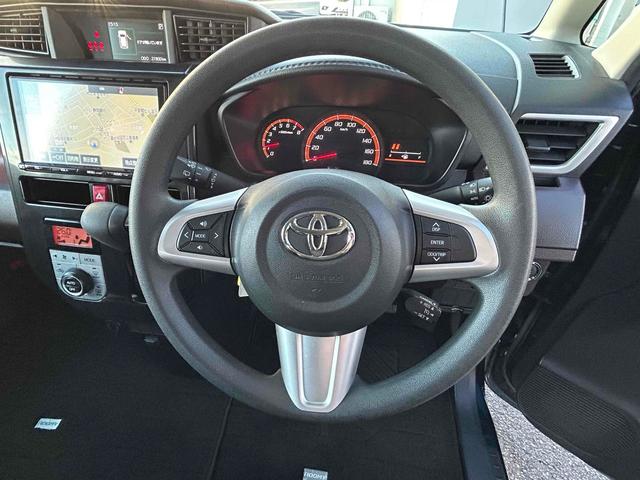 ルーミー Ｇ　Ｓ　禁煙車　車検Ｒ９／２　ドライブレコーダー　ＥＴＣ　バックカメラ　ナビ　ＴＶ　両側電動スライドドア　オートクルーズコントロール　衝突被害軽減システム　オートライト　スマートキー　アイドリングストップ（3枚目）