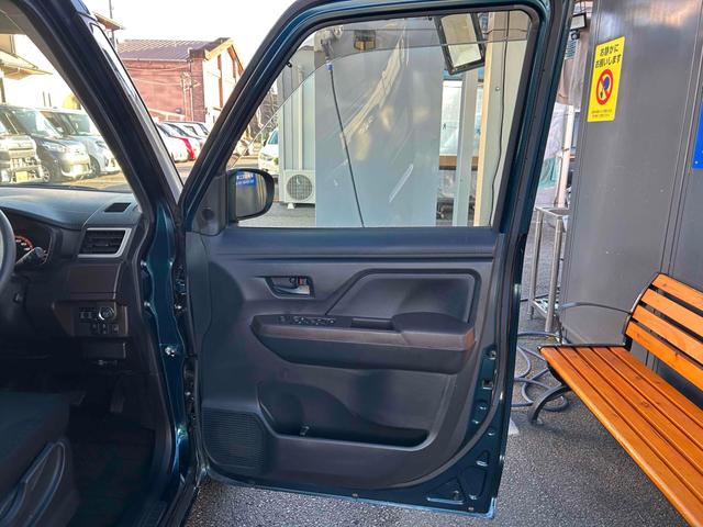 ルーミー Ｇ　Ｓ　禁煙車　車検Ｒ９／２　ドライブレコーダー　ＥＴＣ　バックカメラ　ナビ　ＴＶ　両側電動スライドドア　オートクルーズコントロール　衝突被害軽減システム　オートライト　スマートキー　アイドリングストップ（29枚目）