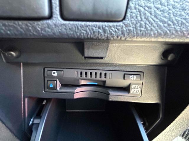 アルファード 2.5S タイプゴールドIII 禁煙車 後席モニター ドラレコ バックカメラ ナビ TV クリアランスソナー レーダークルーズ ツインサンルーフ 衝突被害軽減 両側電動スライドドア オートハイビーム オートライト 電動リアゲート(4枚目)