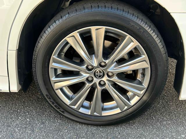 アルファード 2.5S タイプゴールドIII 禁煙車 後席モニター ドラレコ バックカメラ ナビ TV クリアランスソナー レーダークルーズ ツインサンルーフ 衝突被害軽減 両側電動スライドドア オートハイビーム オートライト 電動リアゲート(47枚目)