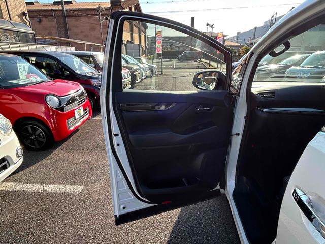 アルファード 2.5S タイプゴールドIII 禁煙車 後席モニター ドラレコ バックカメラ ナビ TV クリアランスソナー レーダークルーズ ツインサンルーフ 衝突被害軽減 両側電動スライドドア オートハイビーム オートライト 電動リアゲート(79枚目)