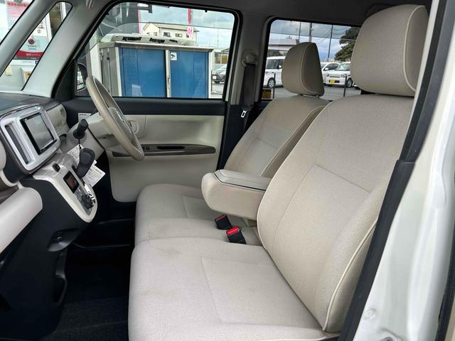 ムーヴキャンバス Ｘメイクアップ　ＳＡＩＩＩ　禁煙　走行１万ｋ台　ＥＴＣ　バックカメラ　両側スライドドア　ナビ　ＴＶ　クリアランスソナー　衝突被害軽減システム　オートマチックハイビーム　オートライト　スマートキー　アイドリングストップ（23枚目）