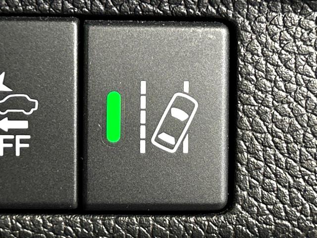 フリードハイブリッド ハイブリッド・クロスターホンダセンシング　両側電動ドア　純正ＳＤナビ　バックカメラ　衝突被害軽減システム　レーダークルーズ　禁煙車　ハーフレザーシート　コーナーセンサー　スマートキー　ＬＥＤヘッド　ビルトインＥＴＣ　車線逸脱警報（52枚目）
