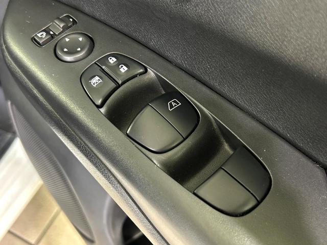 セレナ ハイウェイスター　後席モニター　両側電動ドア　全周囲カメラ　衝突被害軽減システム　禁煙車　ドラレコ　コーナーセンサー　スマートキー　ＬＥＤヘッド　ビルトインＥＴＣ　クルコン　パークアシスト　オートライト（75枚目）