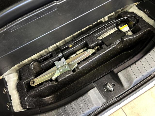 Ｎ－ＢＯＸカスタム Ｌ　両側電動ドア　ＳＤナビ　バックカメラ　衝突被害軽減システム　レーダークルーズ　禁煙車　コーナーセンサー　スマートキー　ＬＥＤヘッド　ビルトインＥＴＣ　車線逸脱警報　オートライト　オートエアコン（45枚目）