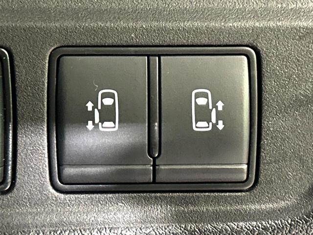 セレナ e-パワー ハイウェイスターV 両側電動ドア 純正SDナビ 全周囲カメラ 衝突被害軽減システム レーダークルーズ 禁煙車 コーナーセンサー スマートキー LEDヘッド ETC2.0 車線逸脱警報 オートライト オートエアコン(5枚目)