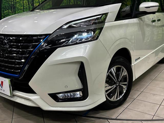 セレナ e-パワー ハイウェイスターV 両側電動ドア 純正SDナビ 全周囲カメラ 衝突被害軽減システム レーダークルーズ 禁煙車 コーナーセンサー スマートキー LEDヘッド ETC2.0 車線逸脱警報 オートライト オートエアコン(12枚目)