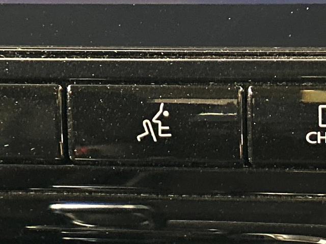 セレナ e-パワー ハイウェイスターV 両側電動ドア 純正SDナビ 全周囲カメラ 衝突被害軽減システム レーダークルーズ 禁煙車 コーナーセンサー スマートキー LEDヘッド ETC2.0 車線逸脱警報 オートライト オートエアコン(54枚目)