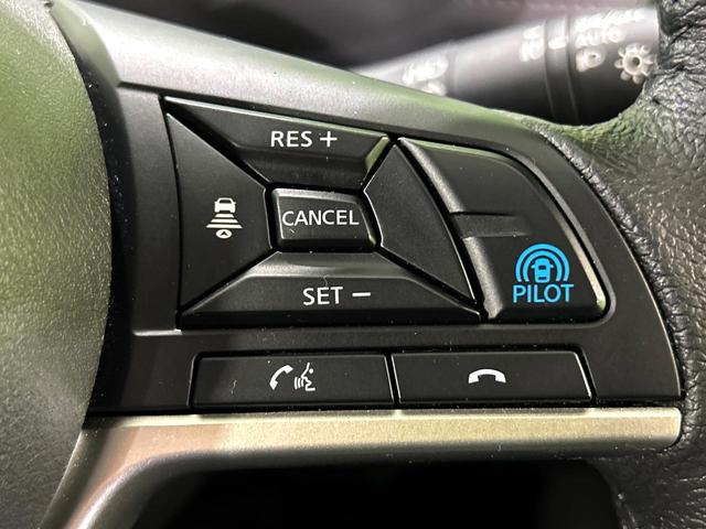 セレナ e-パワー ハイウェイスターV 両側電動ドア 純正SDナビ 全周囲カメラ 衝突被害軽減システム レーダークルーズ 禁煙車 コーナーセンサー スマートキー LEDヘッド ETC2.0 車線逸脱警報 オートライト オートエアコン(63枚目)
