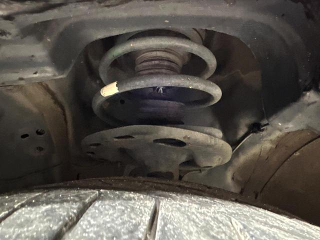 アルファード ２４０Ｓ　タイプゴールド　両側電動ドア　純正ＳＤナビ　後席モニター　バックカメラ　禁煙車　電動リアゲート　ハーフレザーシート　ドラレコ　コーナーセンサー　スマートキー　ＨＩＤヘッド　ビルトインＥＴＣ　クルコン　オートライト（22枚目）