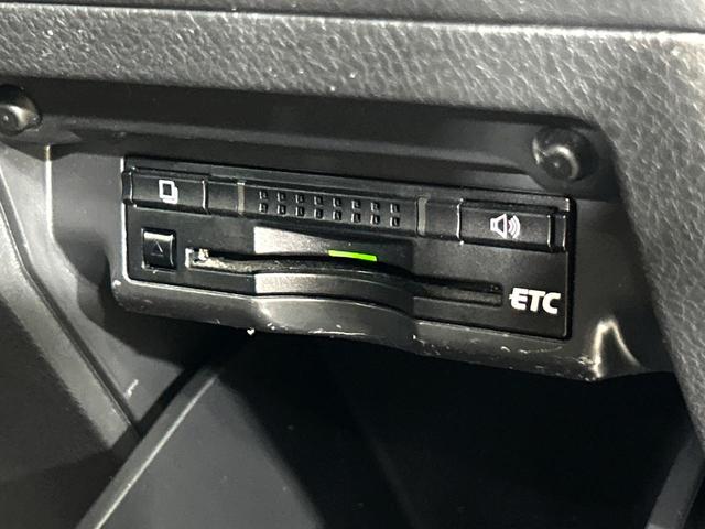 アルファード ２４０Ｓ　タイプゴールド　両側電動ドア　純正ＳＤナビ　後席モニター　バックカメラ　禁煙車　電動リアゲート　ハーフレザーシート　ドラレコ　コーナーセンサー　スマートキー　ＨＩＤヘッド　ビルトインＥＴＣ　クルコン　オートライト（48枚目）
