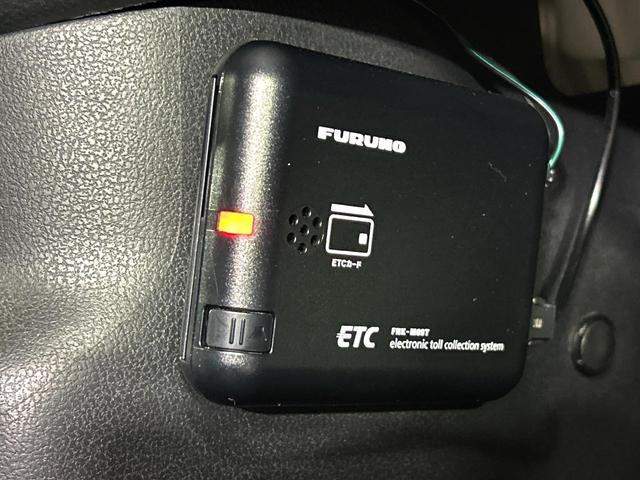 ノート Ｘ　ＤＩＧ－Ｓ　ＫＥＮＷＯＯＤナビ　エマージェンシーブレーキ　スーパーチャージャー　禁煙車　ＬＥＤヘッド　ＥＴＣ　車線逸脱警報　オートライト　オートエアコン　ＣＤ　地デジ　電動格納ミラー　プライバシーガラス（5枚目）