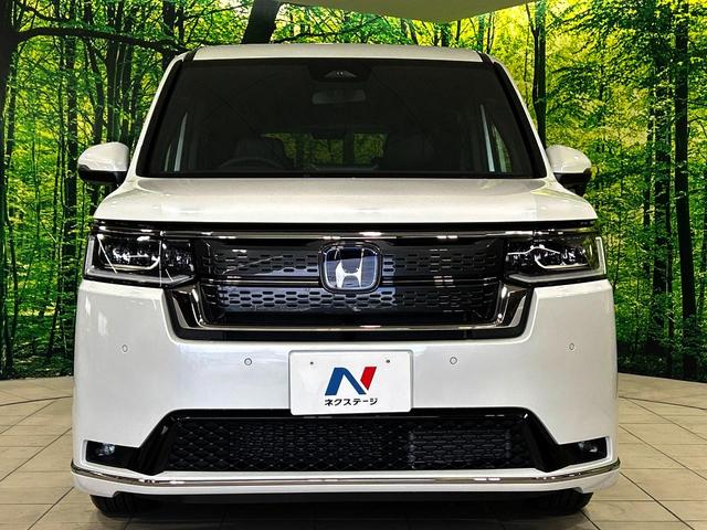 ステップワゴン ｅ：ＨＥＶスパーダ　登録済未使用車　両側電動ドア　バックカメラ　衝突被害軽減システム　レーダークルーズ　電動リアゲート　ハーフレザーシート　コーナーセンサー　スマートキー　ＬＥＤヘッド　オートハイビーム　車線逸脱警報（15枚目）