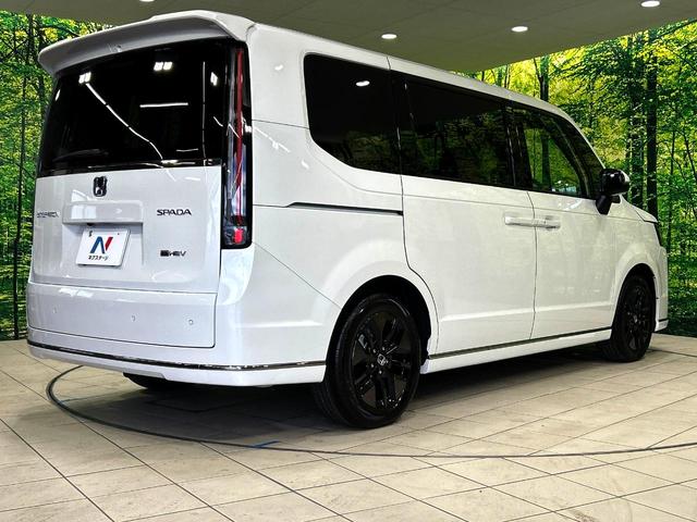 ステップワゴン ｅ：ＨＥＶスパーダ　登録済未使用車　両側電動ドア　バックカメラ　衝突被害軽減システム　レーダークルーズ　電動リアゲート　ハーフレザーシート　コーナーセンサー　スマートキー　ＬＥＤヘッド　オートハイビーム　車線逸脱警報（27枚目）