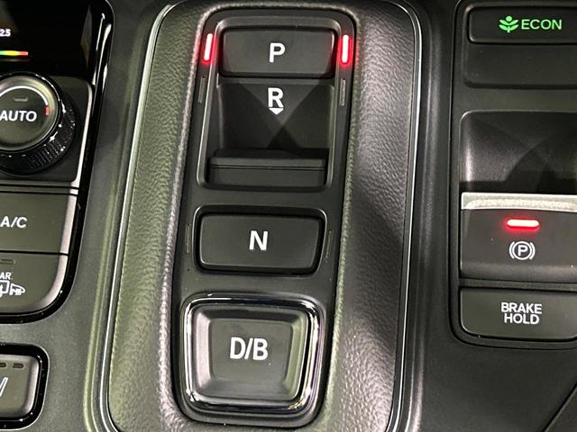 ステップワゴン ｅ：ＨＥＶスパーダ　登録済未使用車　両側電動ドア　バックカメラ　衝突被害軽減システム　レーダークルーズ　電動リアゲート　ハーフレザーシート　コーナーセンサー　スマートキー　ＬＥＤヘッド　オートハイビーム　車線逸脱警報（46枚目）