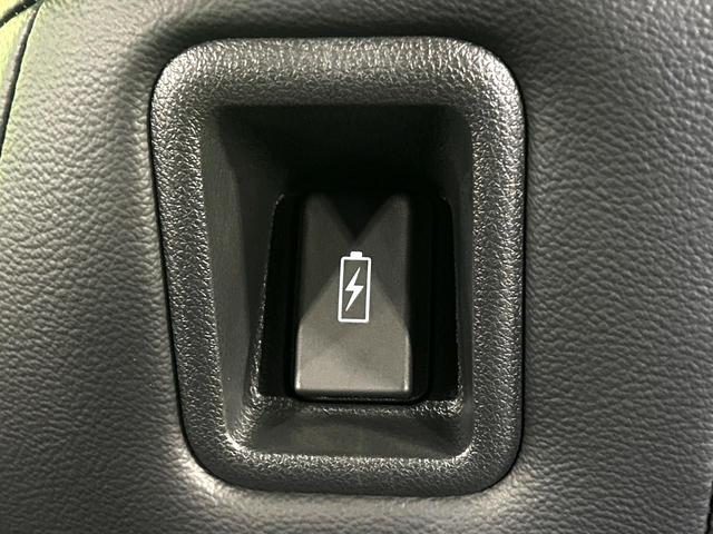 ステップワゴン ｅ：ＨＥＶスパーダ　登録済未使用車　両側電動ドア　バックカメラ　衝突被害軽減システム　レーダークルーズ　電動リアゲート　ハーフレザーシート　コーナーセンサー　スマートキー　ＬＥＤヘッド　オートハイビーム　車線逸脱警報（60枚目）