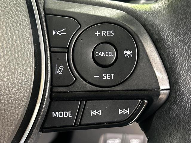 RAV4 ハイブリッドG 4WD 10.5型ディスプレイオーディオ 全周囲カメラ 衝突被害軽減システム レーダークルーズ 禁煙車 電動リアゲート パワーシート ドラレコ コーナーセンサー スマートキー ETC2.0(5枚目)