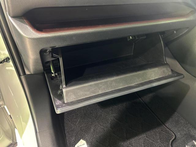 RAV4 ハイブリッドG 4WD 10.5型ディスプレイオーディオ 全周囲カメラ 衝突被害軽減システム レーダークルーズ 禁煙車 電動リアゲート パワーシート ドラレコ コーナーセンサー スマートキー ETC2.0(22枚目)