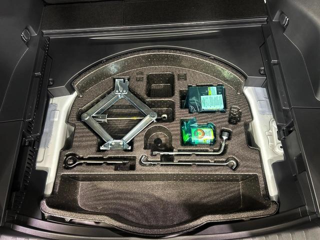 RAV4 ハイブリッドG 4WD 10.5型ディスプレイオーディオ 全周囲カメラ 衝突被害軽減システム レーダークルーズ 禁煙車 電動リアゲート パワーシート ドラレコ コーナーセンサー スマートキー ETC2.0(33枚目)