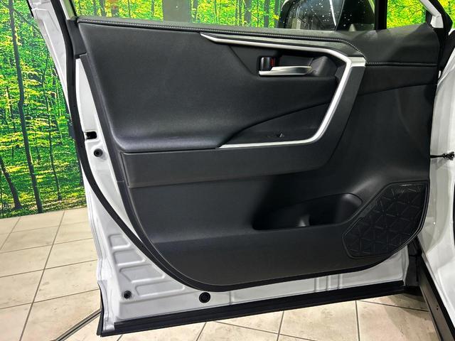 RAV4 ハイブリッドG 4WD 10.5型ディスプレイオーディオ 全周囲カメラ 衝突被害軽減システム レーダークルーズ 禁煙車 電動リアゲート パワーシート ドラレコ コーナーセンサー スマートキー ETC2.0(45枚目)
