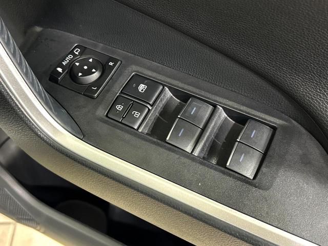 RAV4 ハイブリッドG 4WD 10.5型ディスプレイオーディオ 全周囲カメラ 衝突被害軽減システム レーダークルーズ 禁煙車 電動リアゲート パワーシート ドラレコ コーナーセンサー スマートキー ETC2.0(48枚目)