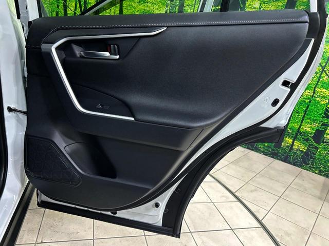 RAV4 ハイブリッドG 4WD 10.5型ディスプレイオーディオ 全周囲カメラ 衝突被害軽減システム レーダークルーズ 禁煙車 電動リアゲート パワーシート ドラレコ コーナーセンサー スマートキー ETC2.0(49枚目)