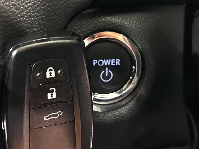 RAV4 ハイブリッドG 4WD 10.5型ディスプレイオーディオ 全周囲カメラ 衝突被害軽減システム レーダークルーズ 禁煙車 電動リアゲート パワーシート ドラレコ コーナーセンサー スマートキー ETC2.0(70枚目)