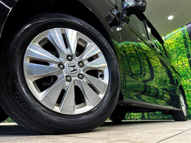 ステップワゴンスパーダ Ｚ　ＨＤＤナビエディション　両側電動ドア　純正ＨＤＤナビ　後席モニター　バックカメラ　禁煙車　ドラレコ　スマートキー　ＨＩＤヘッド　ビルトインＥＴＣ　オートライト　オートエアコン　純正１６インチアルミ　ＣＤ　ＤＶＤ再生　地デジ（14枚目）