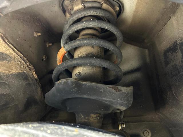 ステップワゴンスパーダ Ｚ　ＨＤＤナビエディション　両側電動ドア　純正ＨＤＤナビ　後席モニター　バックカメラ　禁煙車　ドラレコ　スマートキー　ＨＩＤヘッド　ビルトインＥＴＣ　オートライト　オートエアコン　純正１６インチアルミ　ＣＤ　ＤＶＤ再生　地デジ（21枚目）