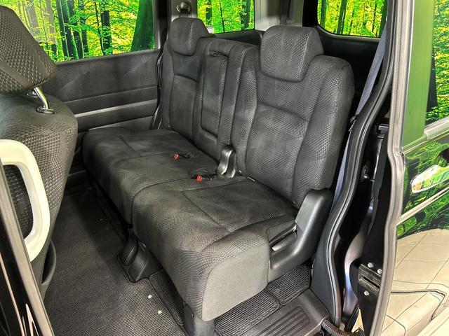 ステップワゴンスパーダ Ｚ　ＨＤＤナビエディション　両側電動ドア　純正ＨＤＤナビ　後席モニター　バックカメラ　禁煙車　ドラレコ　スマートキー　ＨＩＤヘッド　ビルトインＥＴＣ　オートライト　オートエアコン　純正１６インチアルミ　ＣＤ　ＤＶＤ再生　地デジ（37枚目）