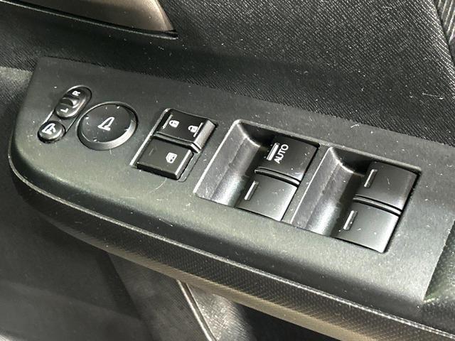 ステップワゴンスパーダ Ｚ　ＨＤＤナビエディション　両側電動ドア　純正ＨＤＤナビ　後席モニター　バックカメラ　禁煙車　ドラレコ　スマートキー　ＨＩＤヘッド　ビルトインＥＴＣ　オートライト　オートエアコン　純正１６インチアルミ　ＣＤ　ＤＶＤ再生　地デジ（55枚目）