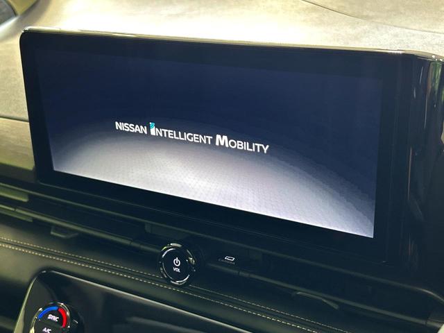 セレナ ハイウェイスターV 両側電動ドア 全周囲カメラ 衝突被害軽減システム レーダークルーズ 禁煙車 ハーフレザーシート ドラレコ コーナーセンサー スマートキー LEDヘッド ETC2.0 オートハイビーム オートライト(3枚目)